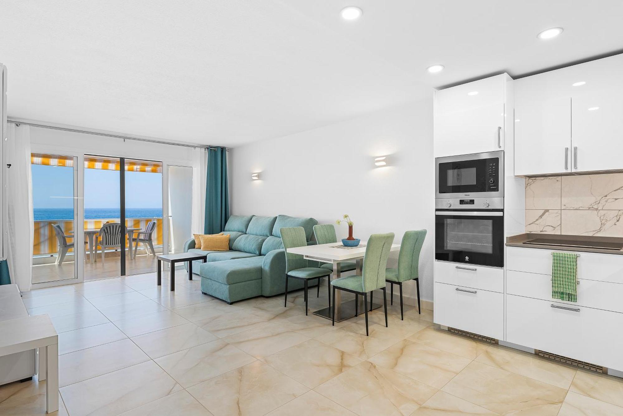 Neptuno Ocean View, Beach Line With Pool Puerto de Santiago  Buitenkant foto